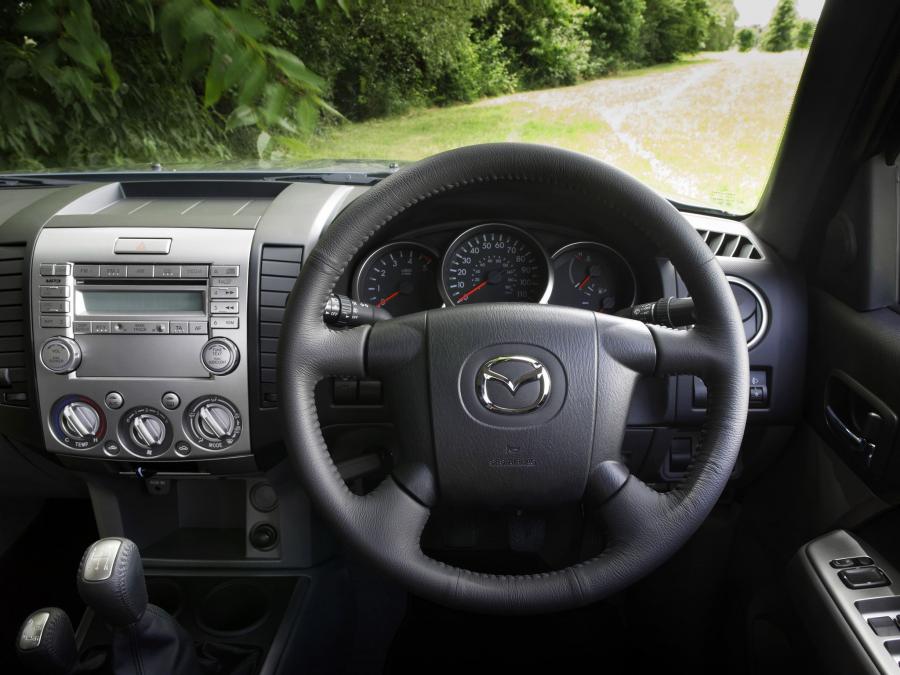  Mazda BT-50 Double Cab 2008 года  (UK) (фото 17 из 18)